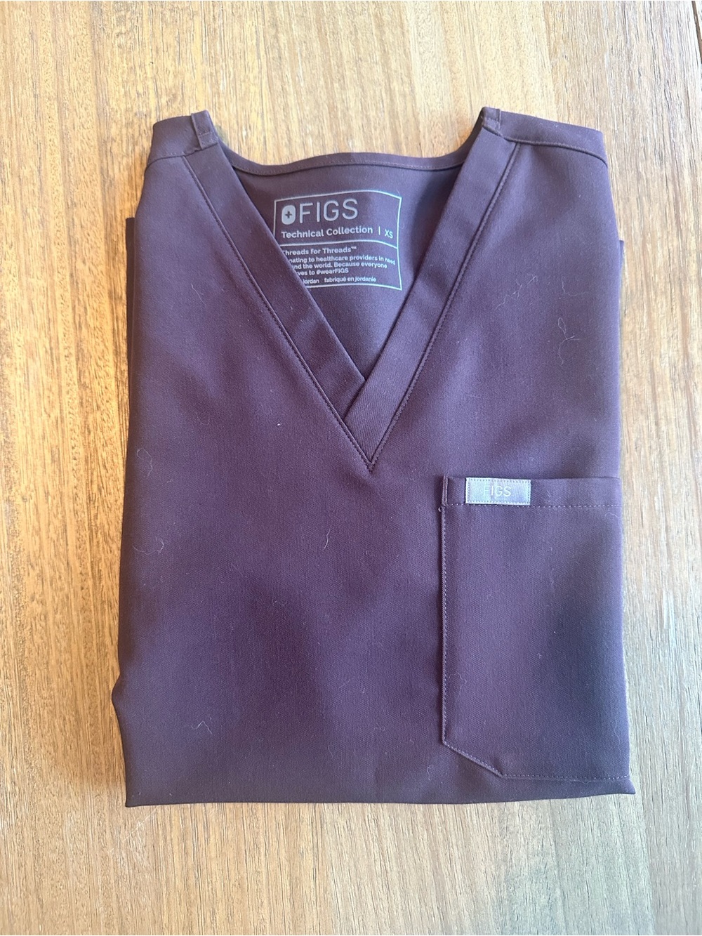 FIGS Espresso Catarina One Pocket Scrub Top